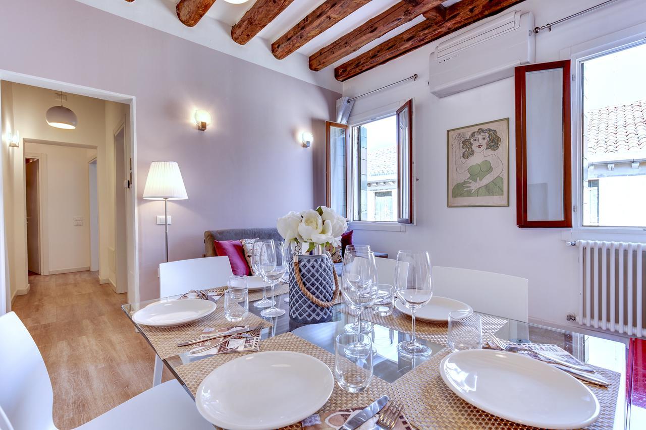 Botteri Palace Apartments By Wonderful Italy Venedik Dış mekan fotoğraf